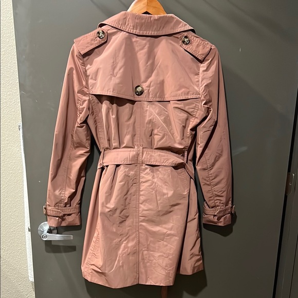 Burberry Pink Trench Coat Classic Design - Picture 7 of 7